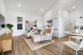 Peaceful & Cosy Studio - Immaculate Presentation